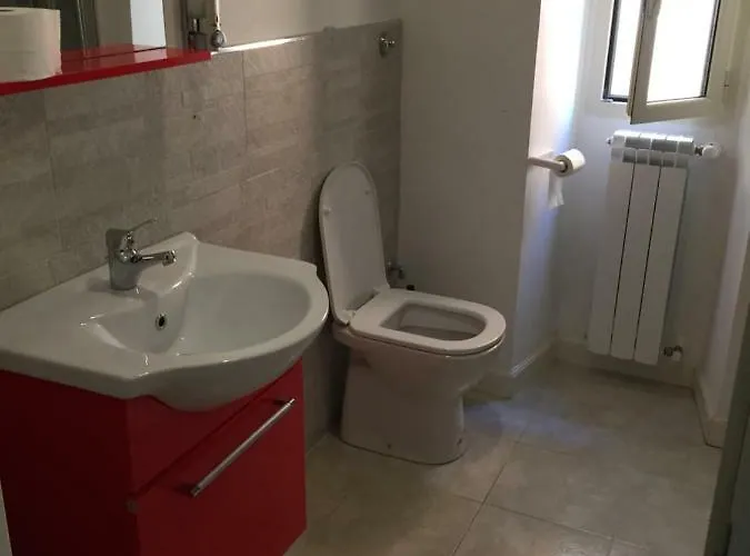 Blue Whale Bed & Breakfast